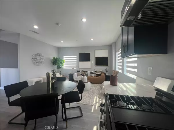 Orange, CA 92869,140 N Hewes