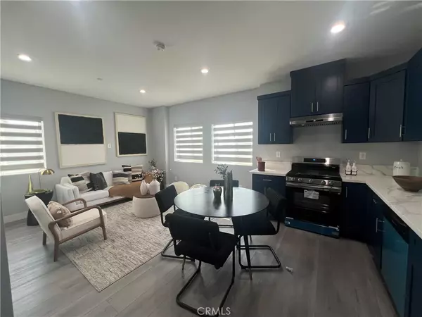 Orange, CA 92869,140 N Hewes