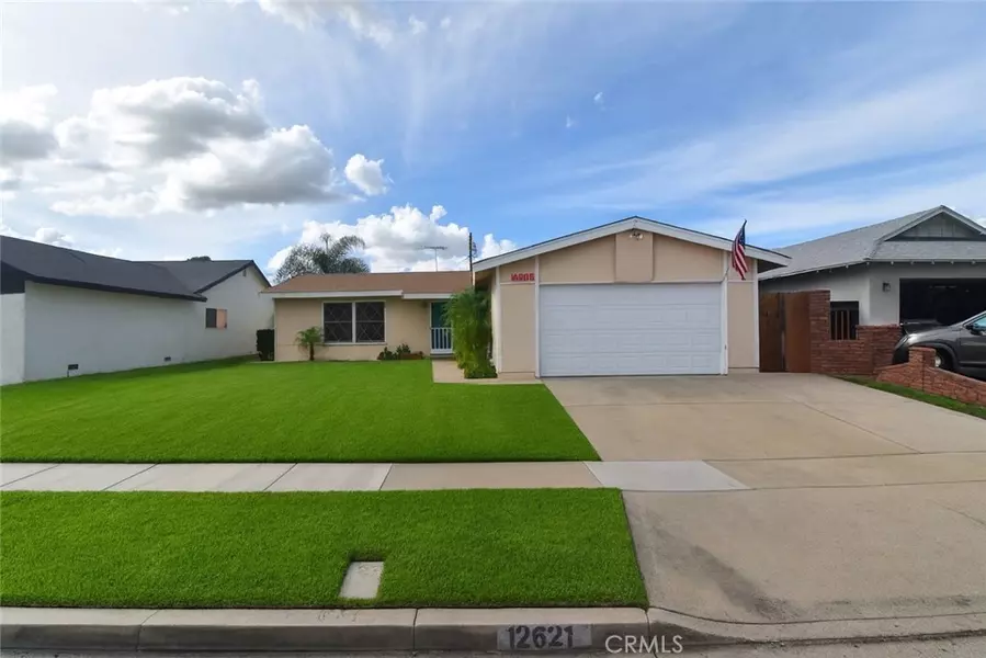 12621 Strathmore, Garden Grove, CA 92840