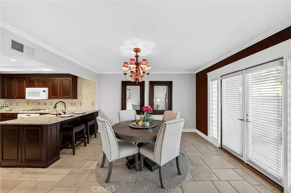 Fullerton, CA 92835,453 Pinehurst CT