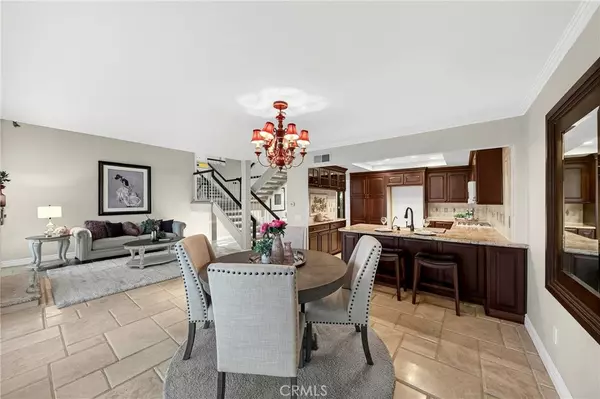 Fullerton, CA 92835,453 Pinehurst CT