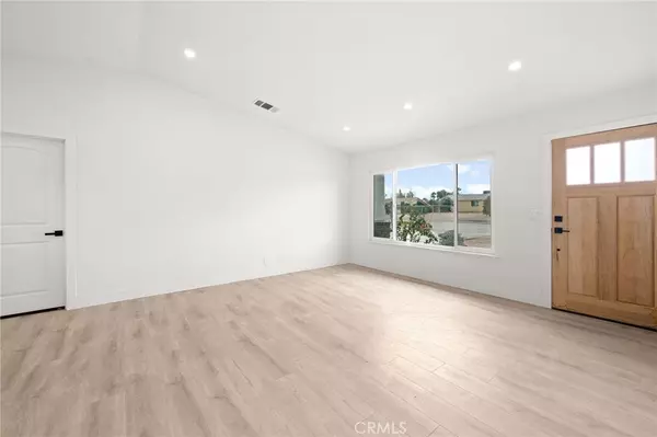 Victorville, CA 92395,15512 Pahute