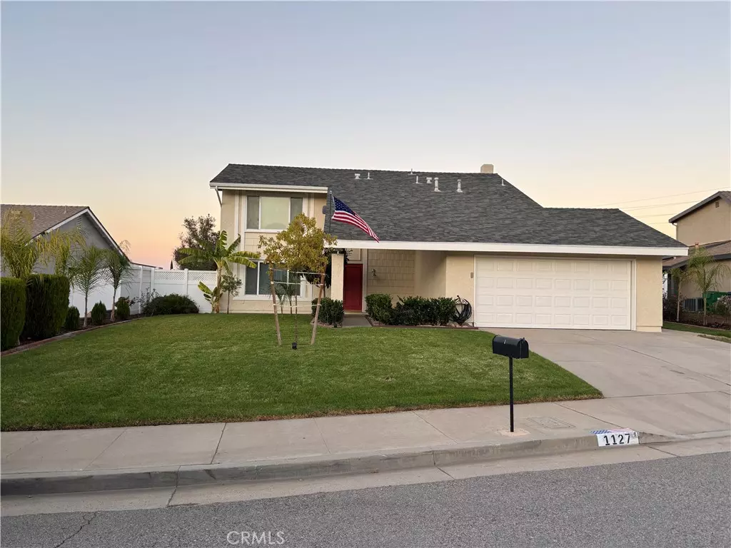 Corona, CA 92882,1127 Via Santiago