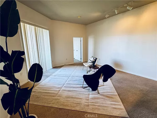Long Beach, CA 90802,488 E Ocean #418