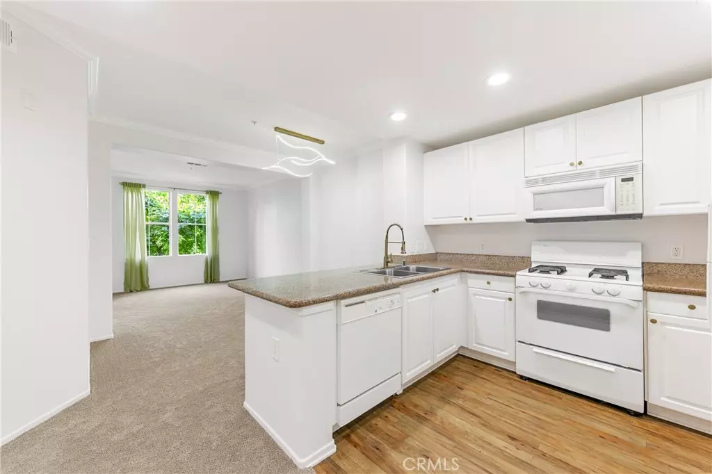 Irvine, CA 92612,2257 Watermarke PL