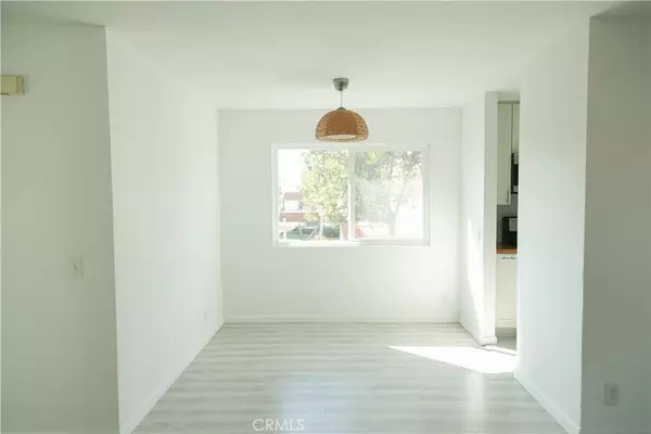 Lake Forest, CA 92630,22722 Malaga