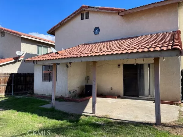 Highland, CA 92346,7574 Bell CT