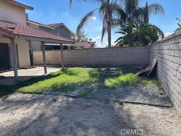 Highland, CA 92346,7574 Bell CT