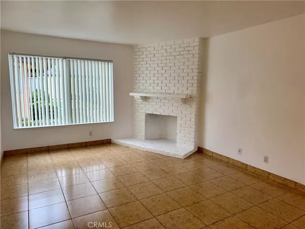 Anaheim, CA 92802,1682 W Cindy LN #B