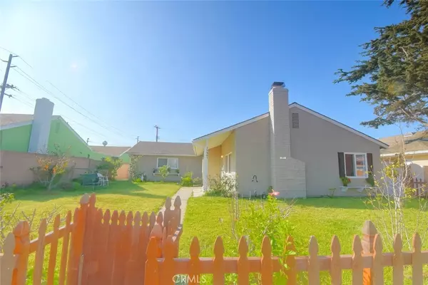 Huntington Beach, CA 92647,17451 Newland