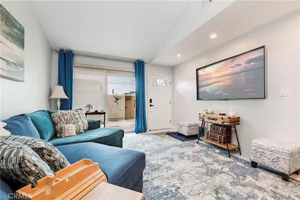 Lomita, CA 90717,25900 Oak ST #102