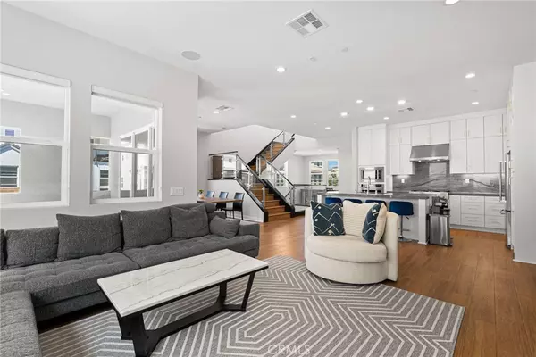 Lake Forest, CA 92630,200 Newton