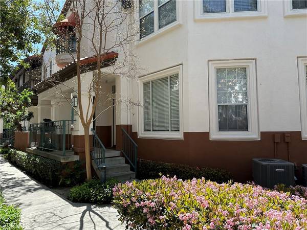 Tustin, CA 92782,12709 Trent Jones LN