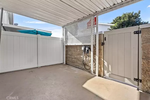 Huntington Beach, CA 92646,19868 Berkshire