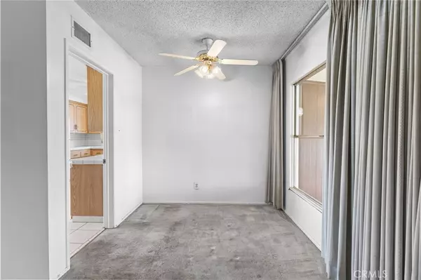 West Covina, CA 91790,832 E Florence