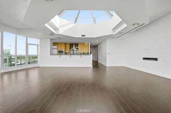 Irvine, CA 92612,3131 Michelson #1802