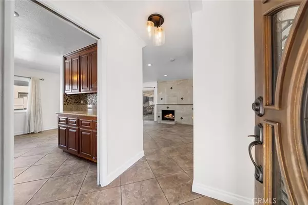 La Habra, CA 90631,540 Laura ST