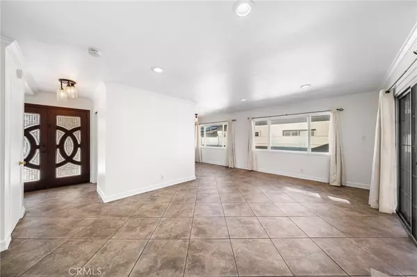 La Habra, CA 90631,540 Laura ST