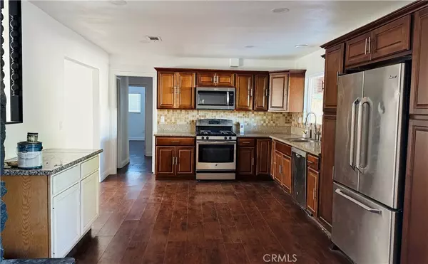 Escondido, CA 92026,1034 Avocado