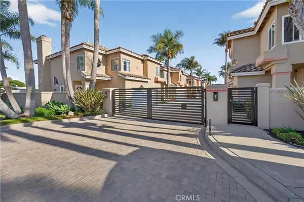 Costa Mesa, CA 92627,152 Terraza CT