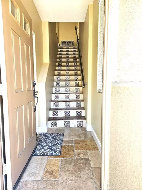 Carlsbad, CA 92009,6412 Terraza Portico