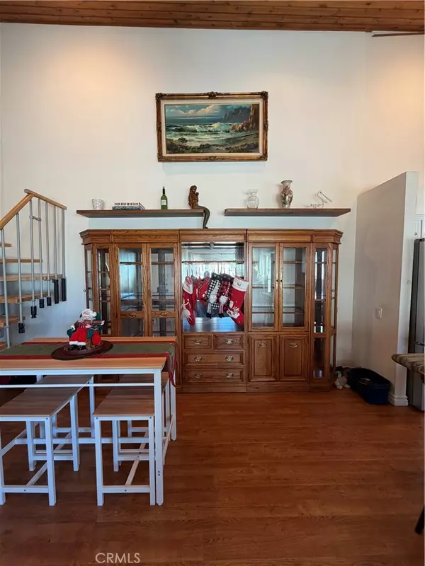 San Clemente, CA 92672,743 Calle Bahia