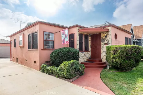 Los Angeles, CA 90047,2040 W 82nd ST