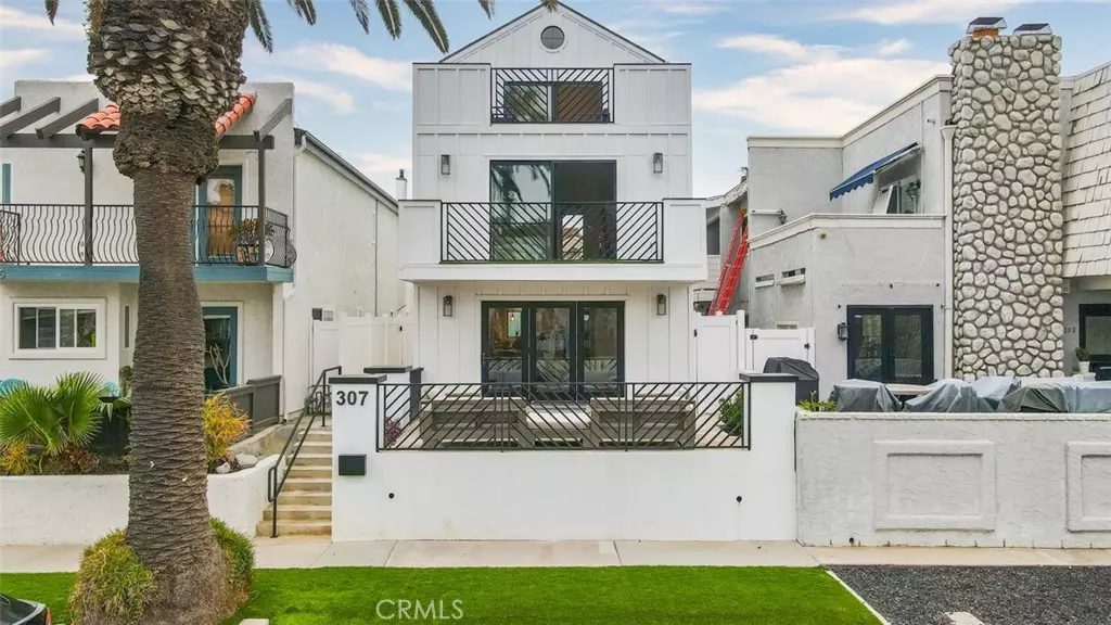 Huntington Beach, CA 92648,307 18th ST