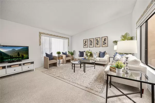 La Mirada, CA 90638,15930 Alta Vista DR #613C