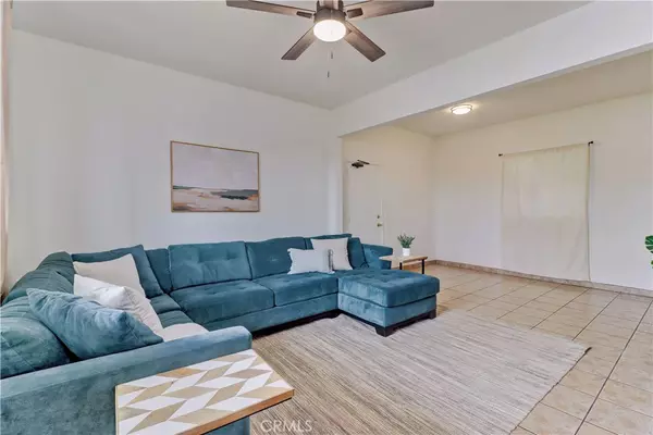 Downey, CA 90242,8200 Priscilla