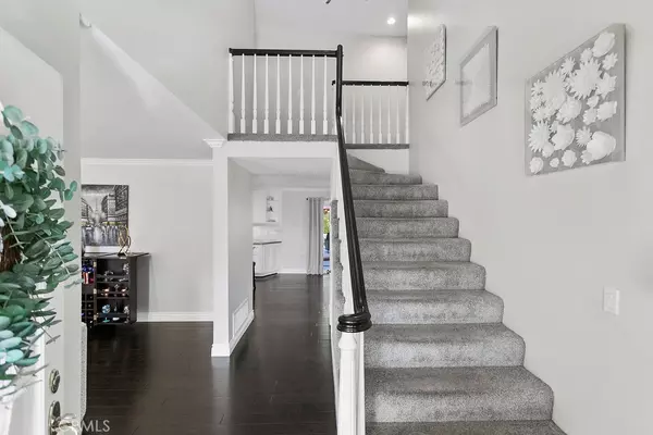 Orange, CA 92865,1761 N Silverwood