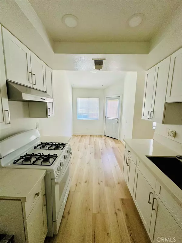 2380 Benidorm Cir, Corona, CA 92879