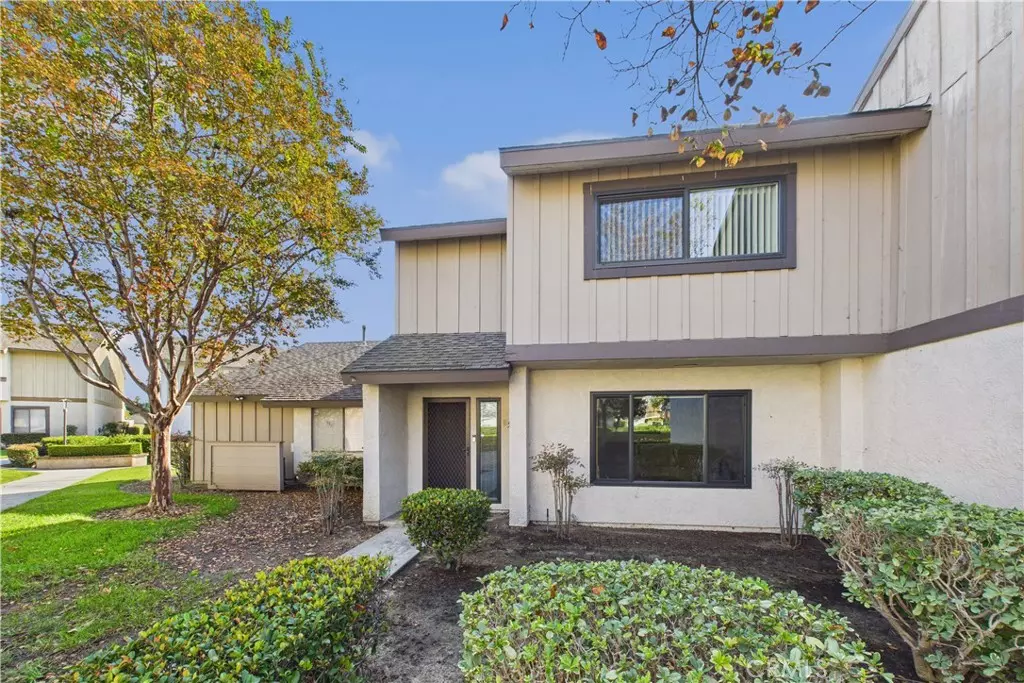 Anaheim, CA 92802,1331 W Cerritos #25