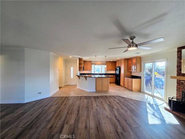 Lakewood, CA 90713,6603 Michelson