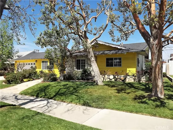 545 E Vista Del Gaviota, Orange, CA 92865