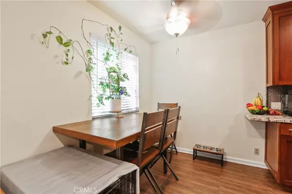 Long Beach, CA 90802,939 E Appleton ST #25