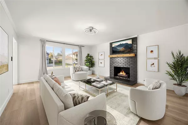 Tustin, CA 92780,13662 Loretta DR