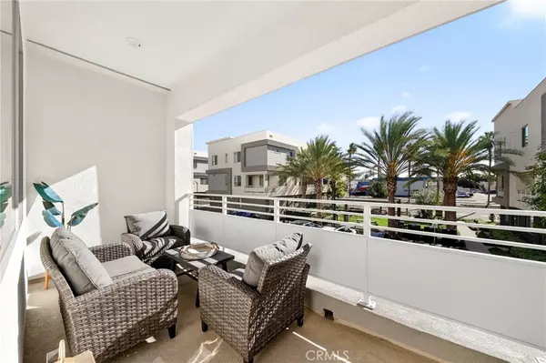 Anaheim, CA 92805,1884 S Westside