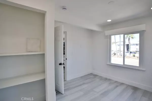 Sunset Beach, CA 90742,17165 N Pacific Coast Highway #D4