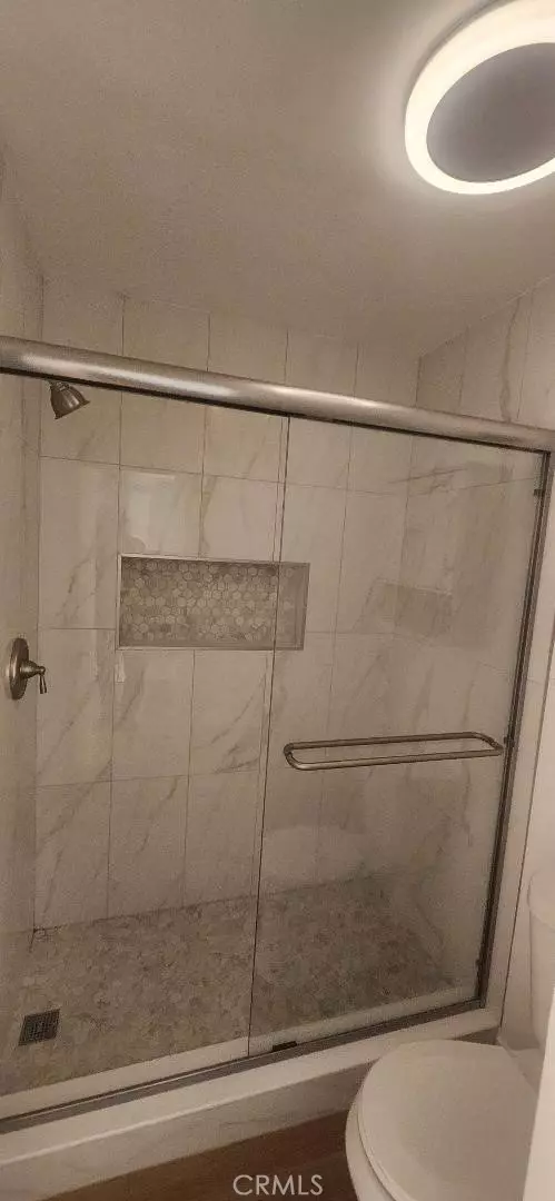 Santa Ana, CA 92704,2811 S Fairview #B