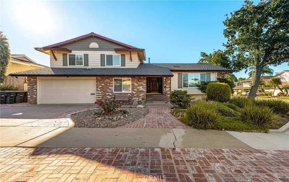 2902 E. Trenton AVE, Orange, CA 92867