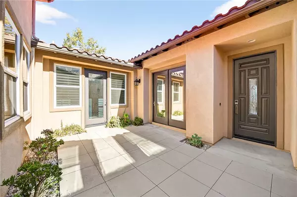 Corona, CA 92883,7837 Lady Banks Loop