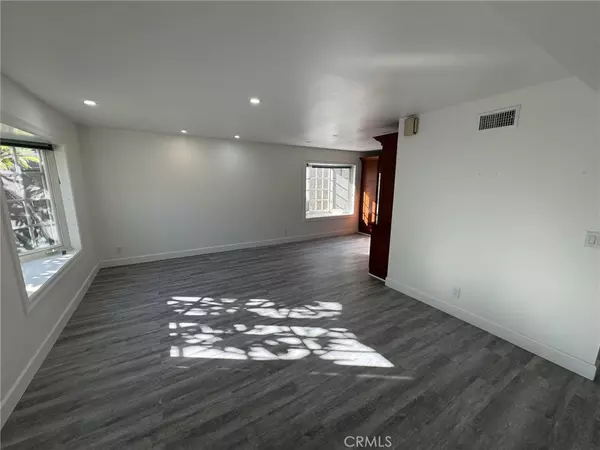 Yorba Linda, CA 92886,19701 Parkview