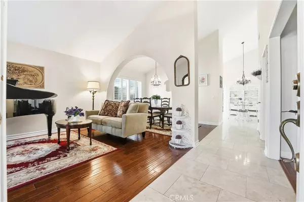 Cerritos, CA 90703,12510 Oakcreek LN