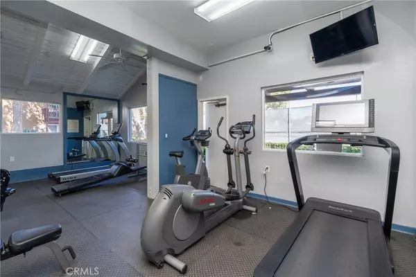 Santa Ana, CA 92707,1030 W Macarthur BLVD #35