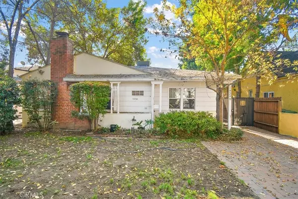 Van Nuys, CA 91401,14248 Friar St