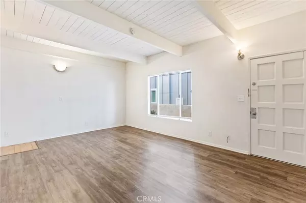 San Clemente, CA 92672,102 Avenida Pelayo #B