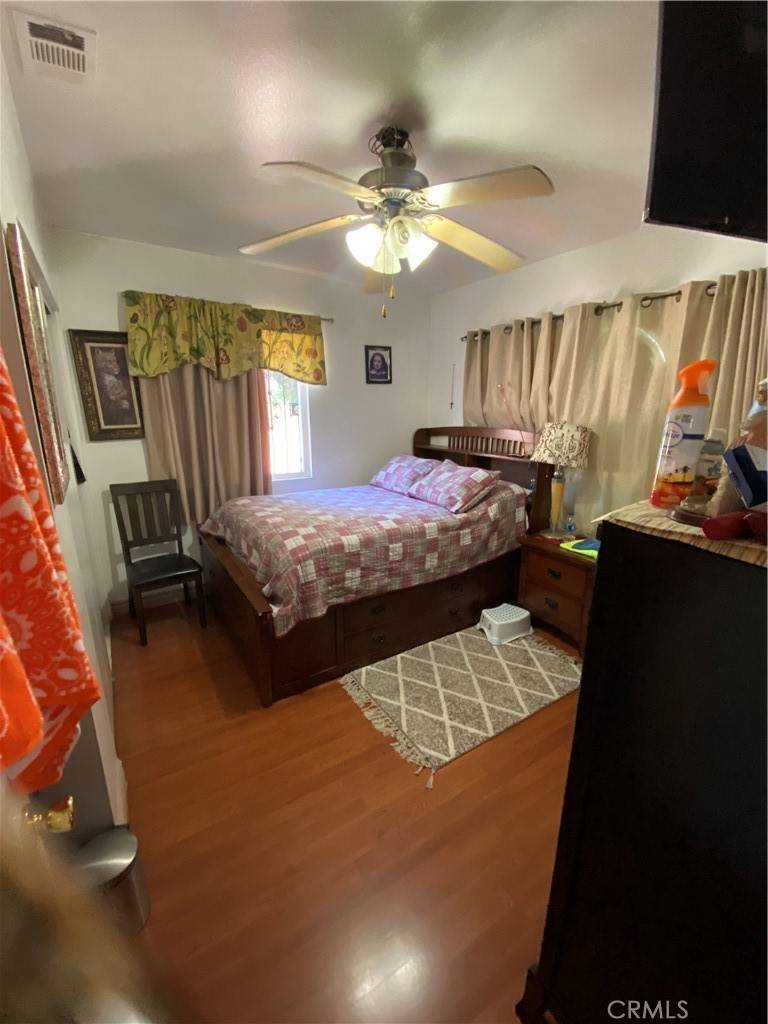 Signal Hill, CA 90755,3317 Orange AVE