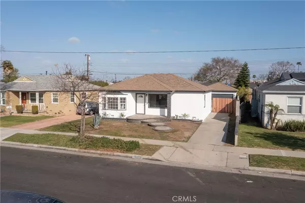 Compton, CA 90222,13922 S Kalsman AVE