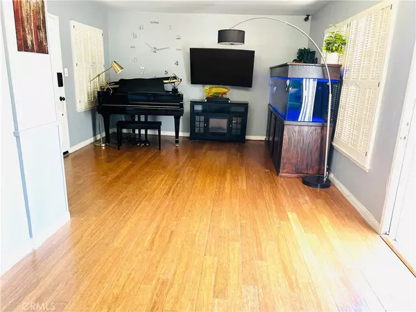 Santa Fe Springs, CA 90670,11631 Parkmead ST